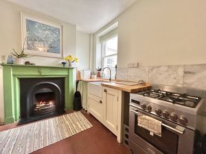 Photo 7- click for photo gallery